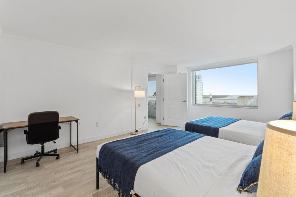 2br 3ba On The Boardwalk Cozysuites Apartment