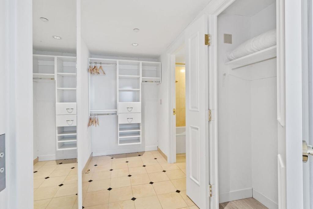 2br 3ba On The Boardwalk Cozysuites Atlantic City