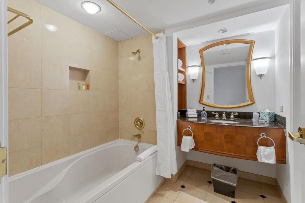 Apartment 2br 3ba On The Boardwalk Cozysuites Atlantic City
