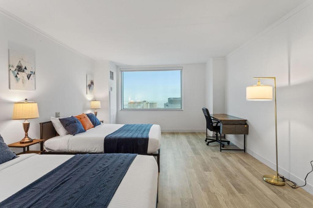 2br 3ba On The Boardwalk Cozysuites *